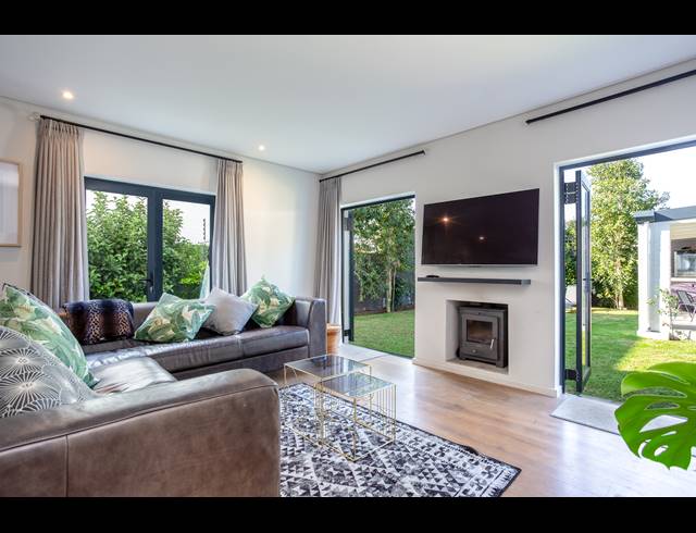 4 BEDROOM HOUSE SOLD IN CLAREMONT